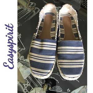 Easyspirit Canvas Flats Walking Shoes Size 8.5